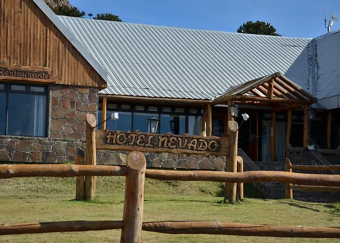 Hotel Y Cabanas Del Nevado