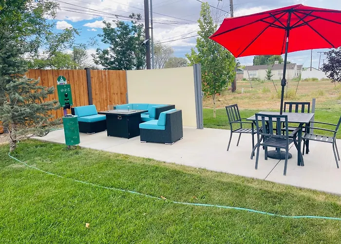 Blue Sage Inn & Suites