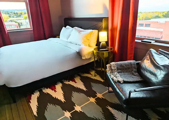 The Well Hotel & Taproom
