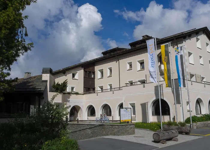 Hotels in Sils im Engadin