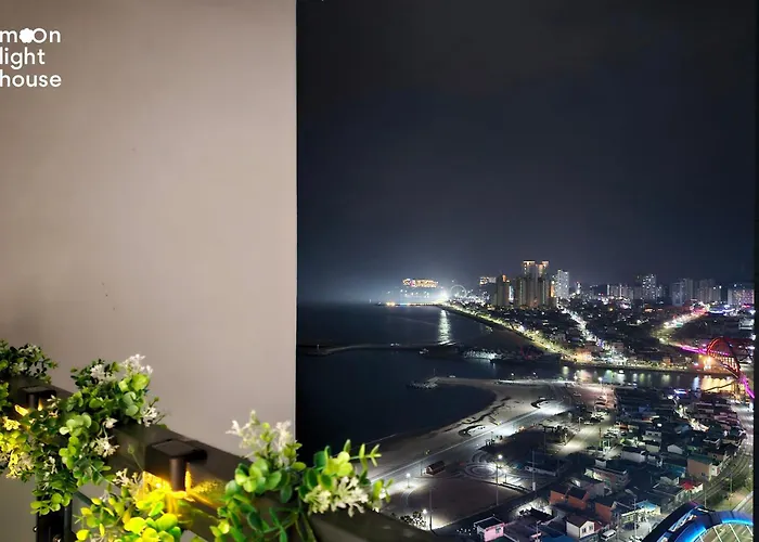 Moonlight Sokcho - High-Rise, Ocean And City View
