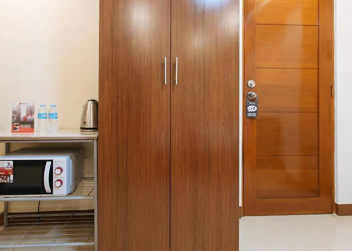 Reddoorz Plus Near Uptown Bgc Mall