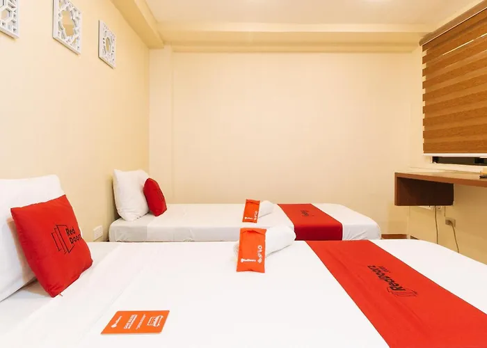 Reddoorz Plus Near Uptown Bgc Mall