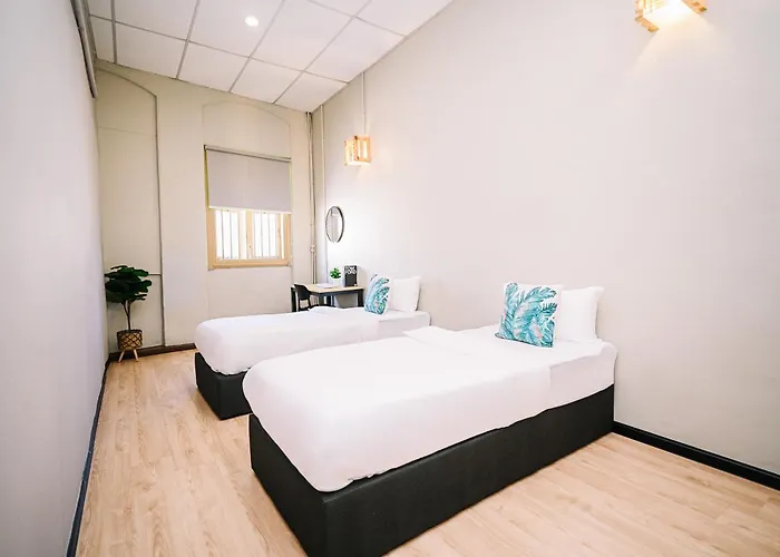 Swing & Pillows - 87 Chulia St, Georgetown Penang