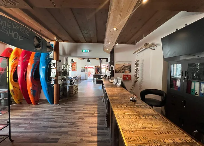 Freelife Guesthouse