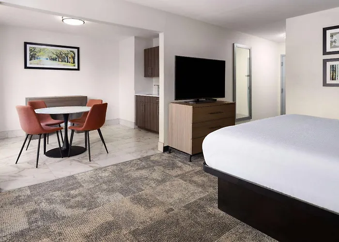 La Quinta By Wyndham Atlanta South - Newnan