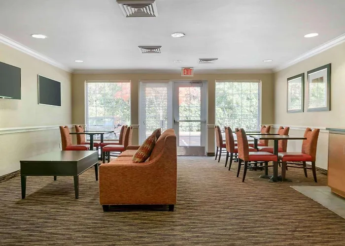 Extended Stay America Suites - Detroit - Novi - Orchard Hill Place