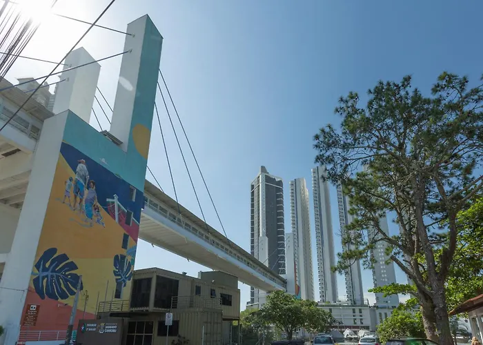 Maikai Studios Praias