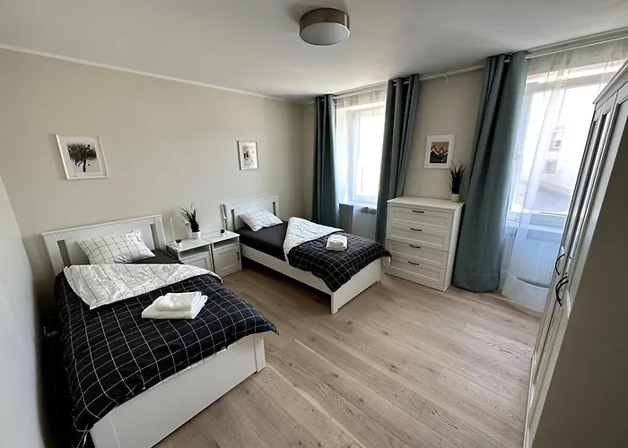 Helfant Luxembourg Deluxe Double Room 5