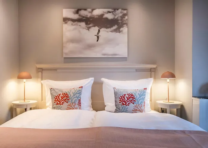 Hotels in Strande