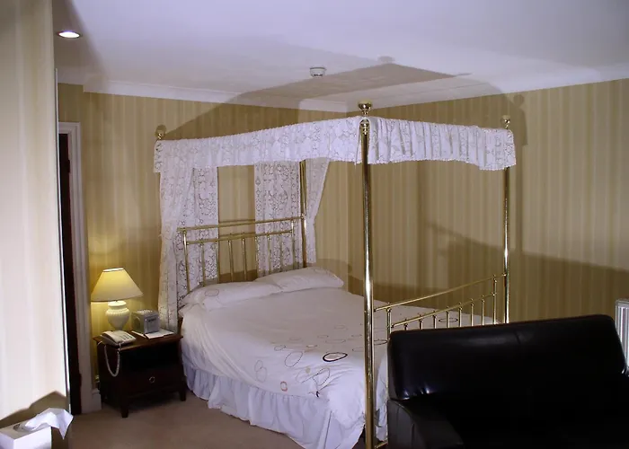 Oakwood Hall Hotel