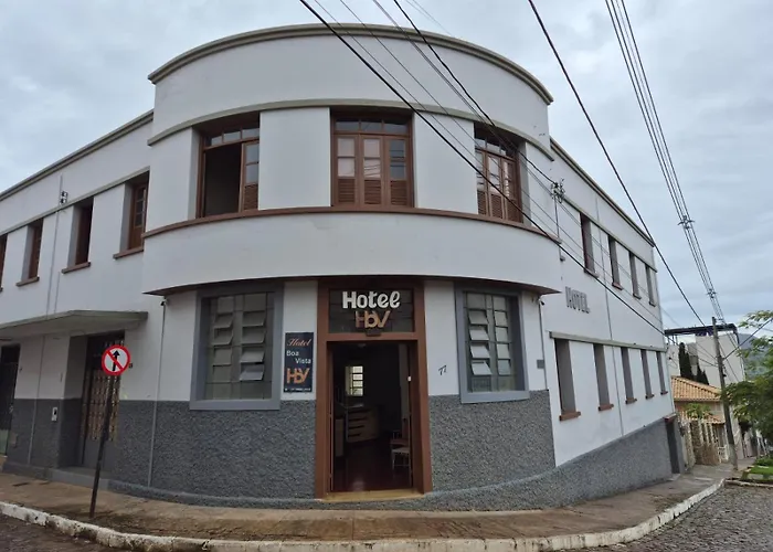Hotéis de Carmo da Mata