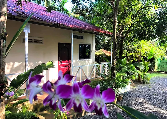 Green Mango Bungalows