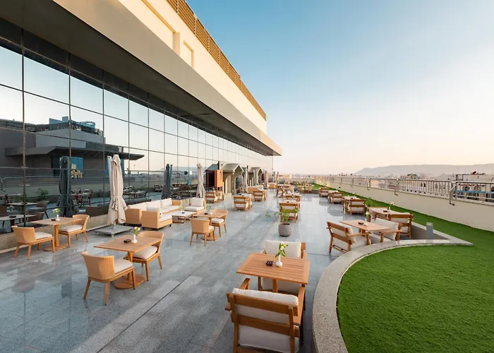 Al Manakha Rotana Madinah