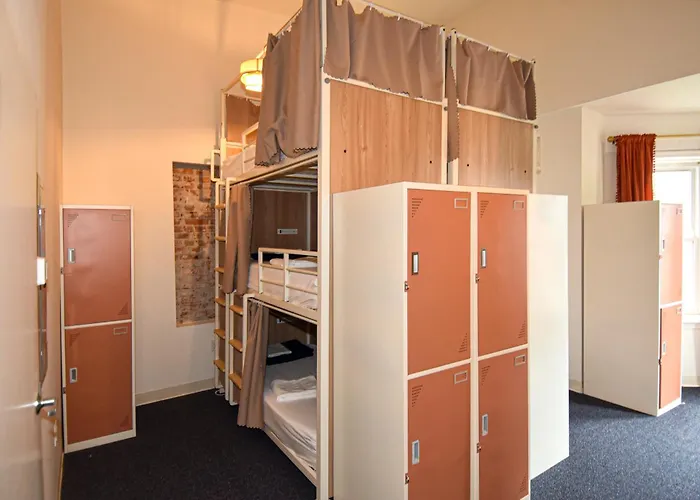 Caravan Hostel Dc