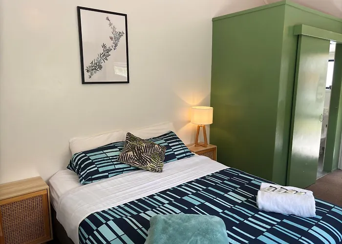 Russell Hostels