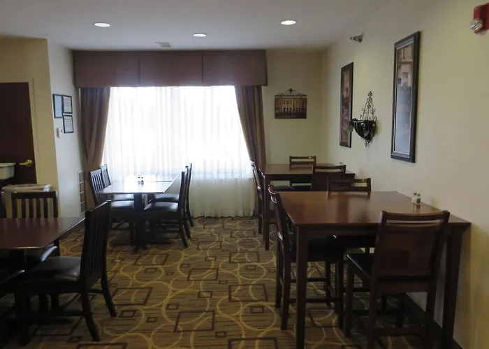 Hawthorn Extended Stay By Wyndham Seville