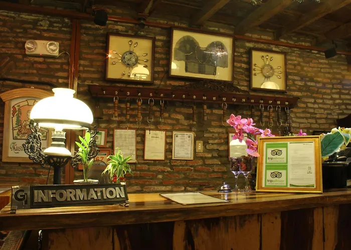 Grandpa'S Inn