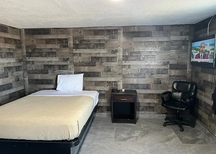 Beverly Motel
