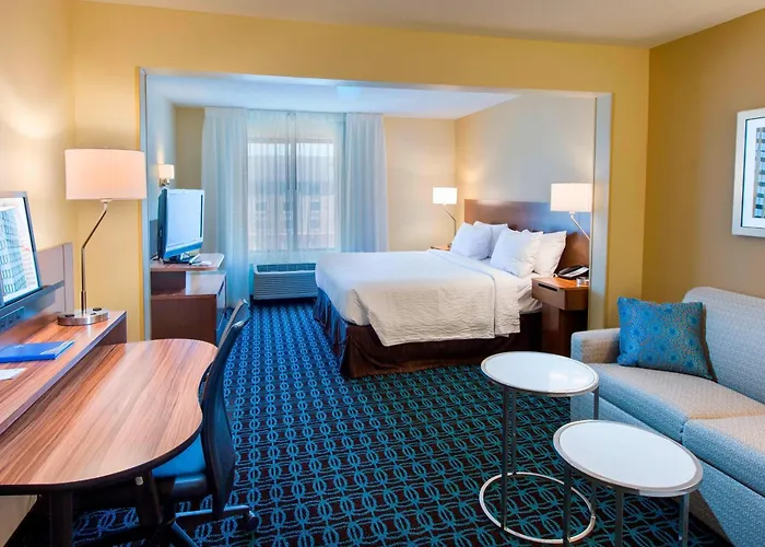 Fairfield Inn & Suites By Marriott Atlanta Buford/Mall Of Georgia