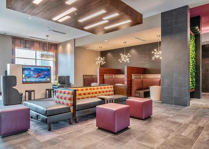 Courtyard By Marriott Raleigh Cary/Parkside Town Commons