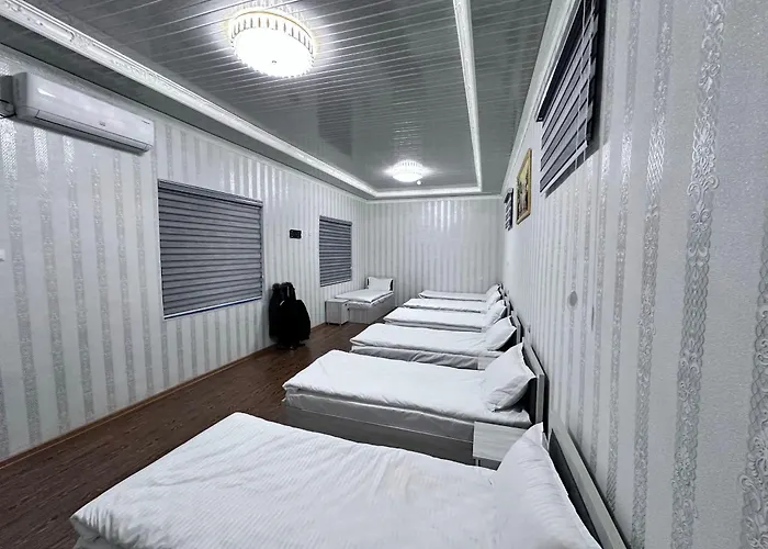 Zamin Hostel And Guest House