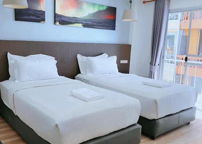 Whale Hostel Cha-Am