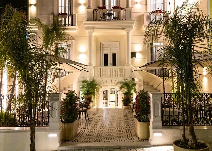 Art Gallery Boutique Hotel