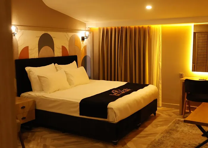 Iron Loft Hotel