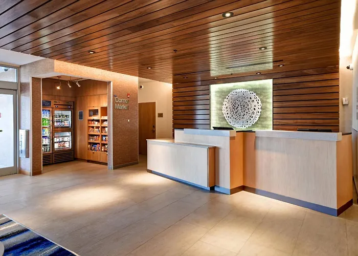 Fairfield Inn & Suites By Marriott Plymouth