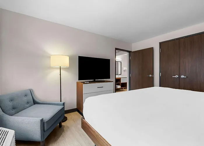 Everhome Suites Fayetteville Near Fort Bragg