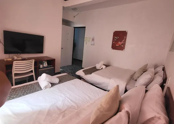Sunvilla Beachfront Hotel