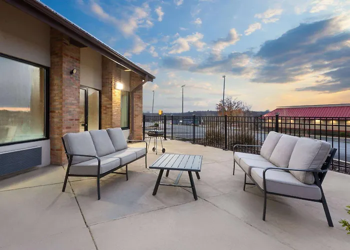 Baymont By Wyndham Warrenton