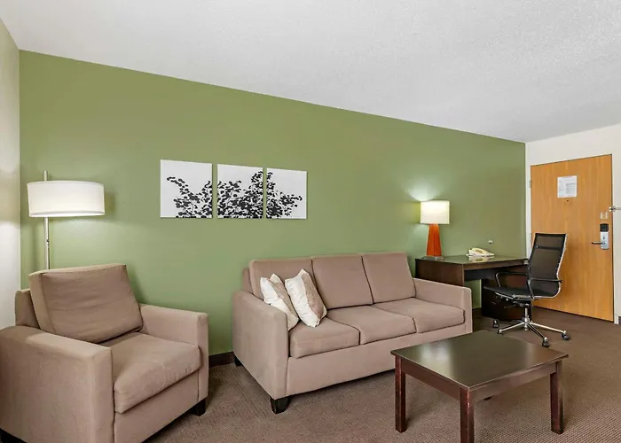 Sleep Inn & Suites Charles City