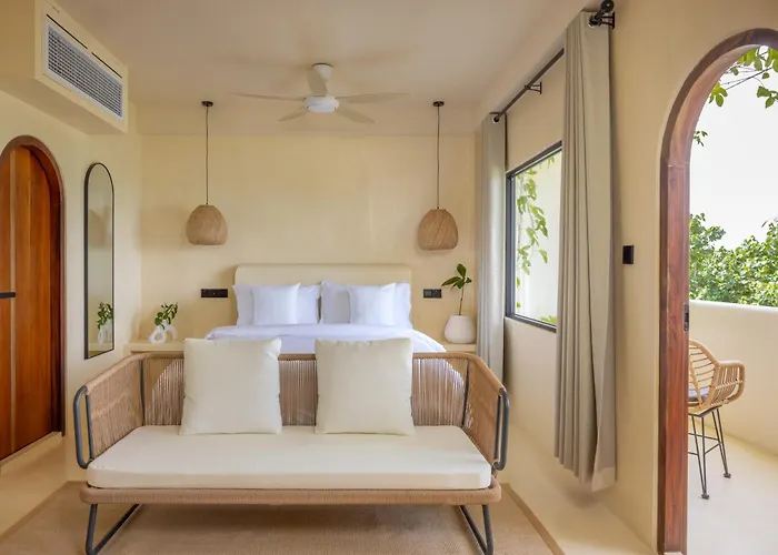 Hotels in Baa-Atoll