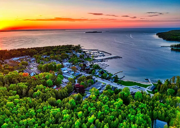 Fresh Coast Motel