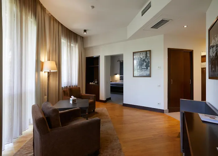 Tufenkian Historic Yerevan Hotel