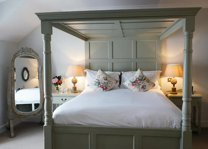 Conyngham Arms Hotel