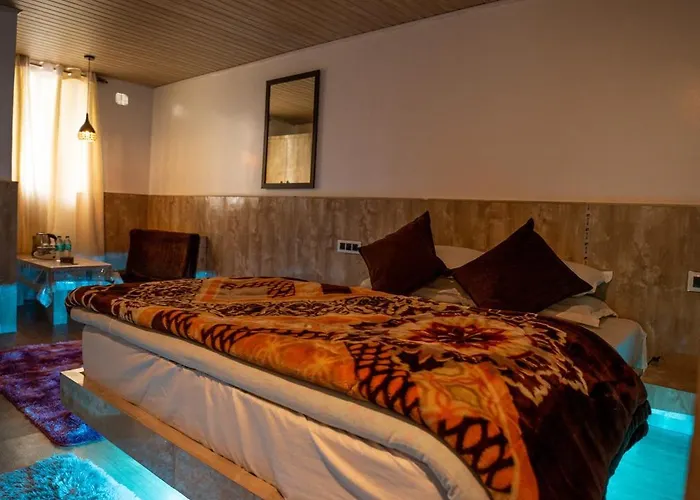 Darjeeling (West Bengal) Cheap Hotels