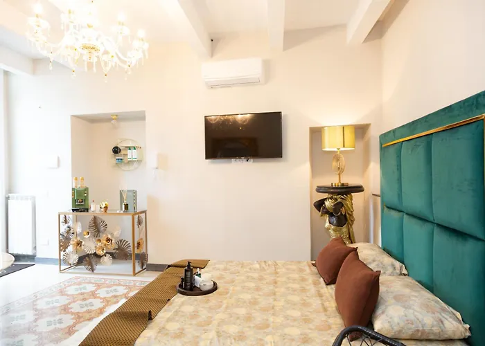 Femme Noir Boutique Apartament Fitness E Spa