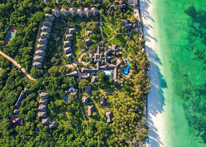 Bluebay Beach Resort&Spa