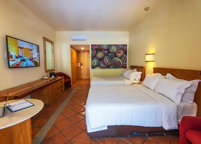 Hotel Rancho San Diego Grand Spa Resort