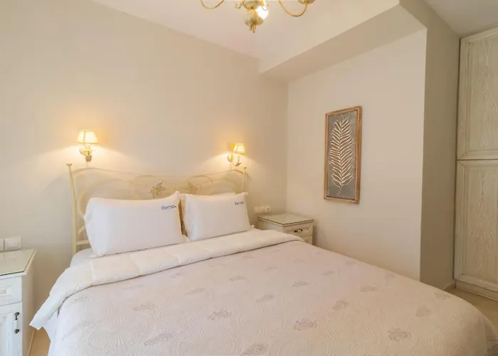 Kassandrinos Apartments Apostolos