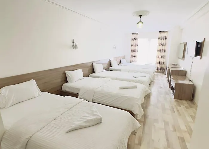 Toprak Hotel