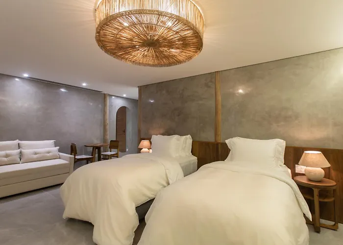 Yemanjá Hotel by Preabeach Experience
