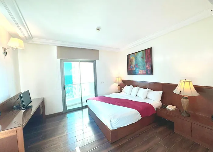 King Suites Hotel