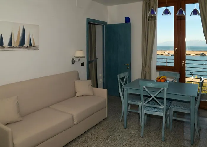 Hotels in Marina Di Pisa