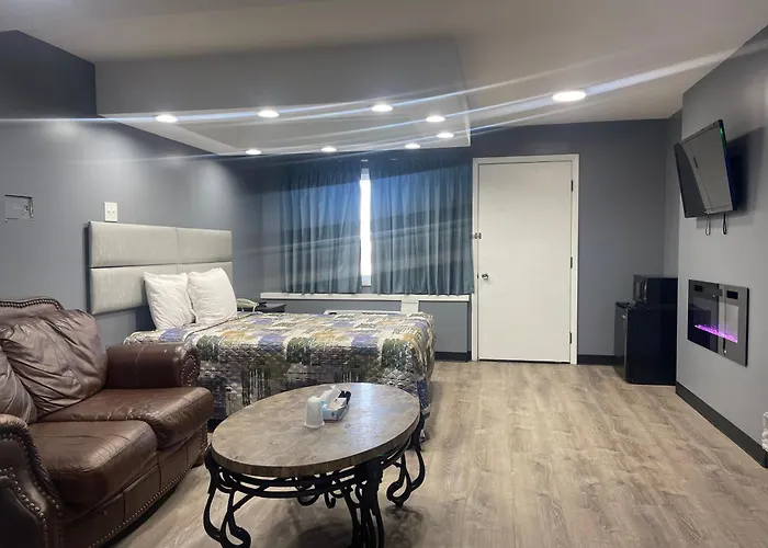 Midway Inn & Suites