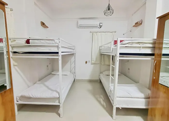 Hoshtel99 - Prime - Stay, Cowork & Connect
