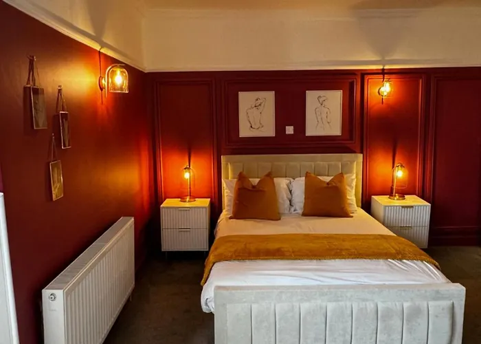 The Golden Lion Hotel